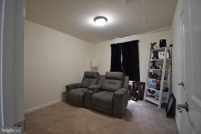 Building Photo - 84 Cilento Dr
