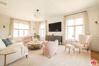 Building Photo - 1424 N Crescent Heights Blvd