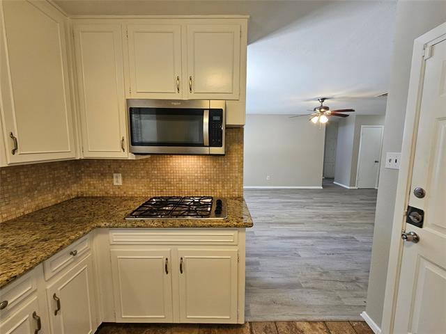 Building Photo - 609 Canyon Ridge Dr