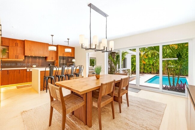 Building Photo - 9065 Emerson Ave