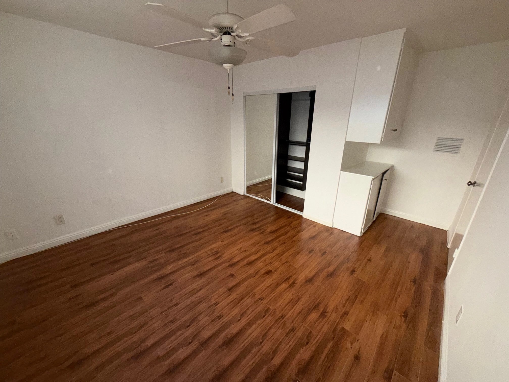 Building Photo - 4524 S Slauson Ave