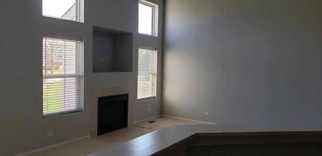 Building Photo - 3212 Harvard Ln