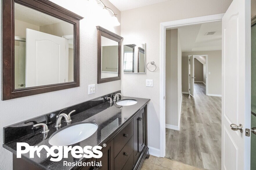 Building Photo - 9350 Caracara Drive