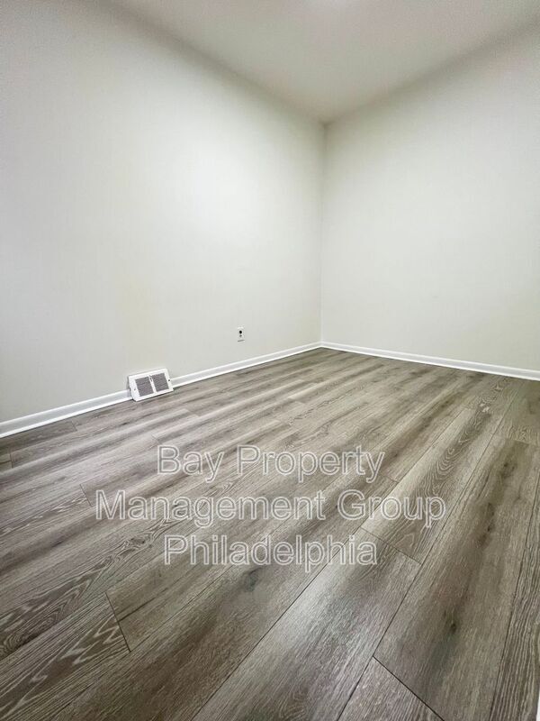 Building Photo - 4838 Hoopes St