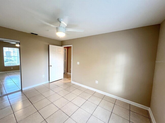 Building Photo - 142 Rolling Sands Dr