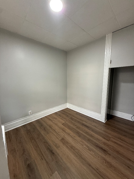 Building Photo - 269 W Main St