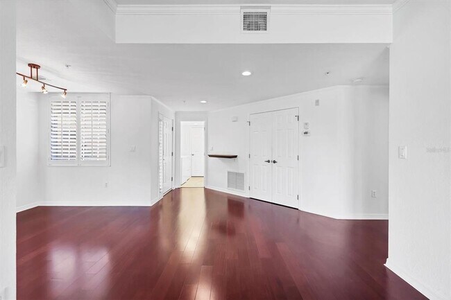 Building Photo - 2313 Jessie Harbor Dr