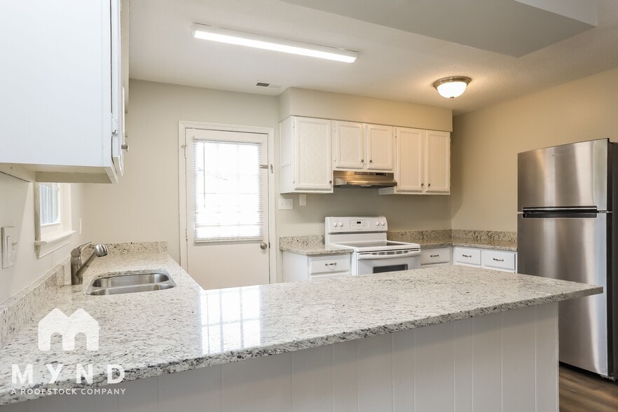 Building Photo - 201 Indian Trail