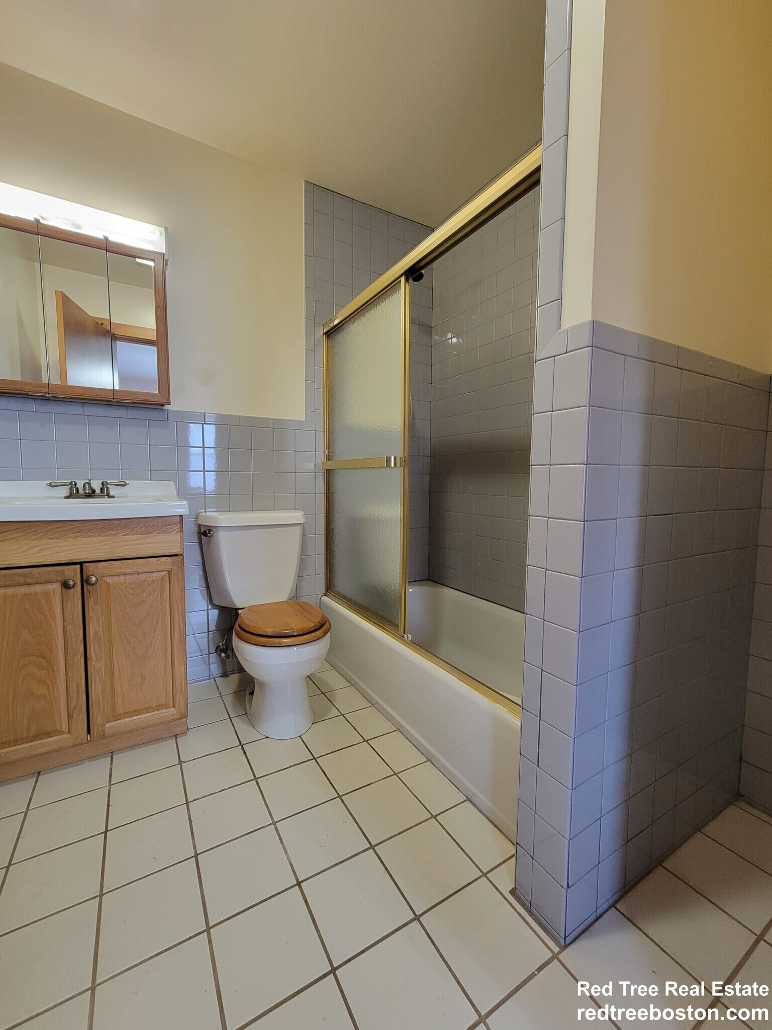 Building Photo - 118 Charles St