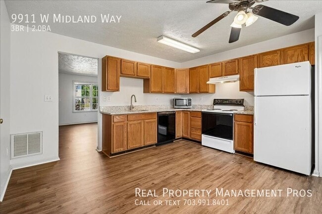 Building Photo - 9911 W Midland Way