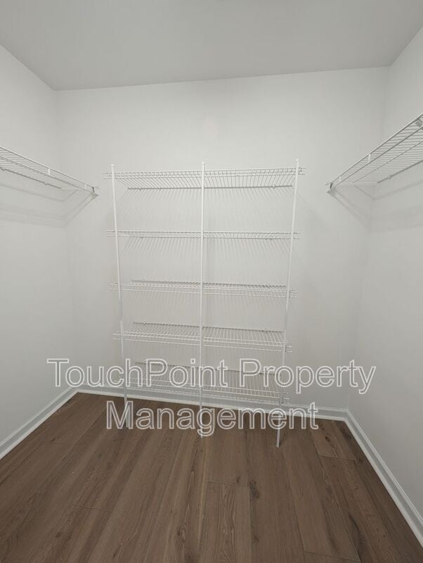 Building Photo - 11307 Breezehill Ln