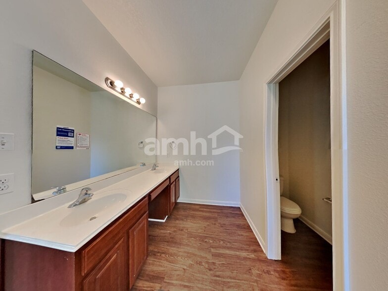 Building Photo - 5702 Rocky Trail Dr