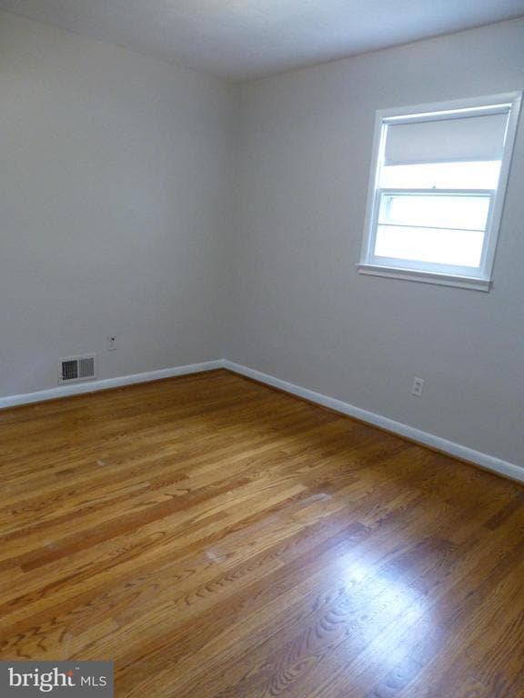 Building Photo - 2046 Greenwich St