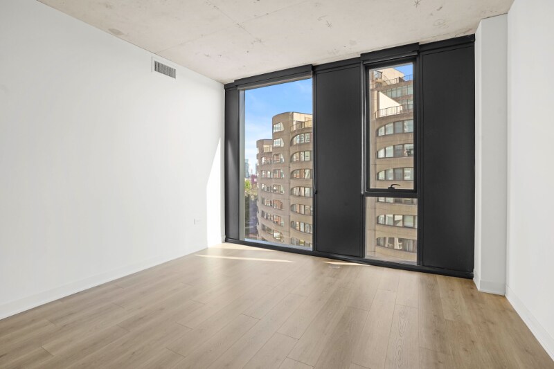 Building Photo - 254 W Polk St