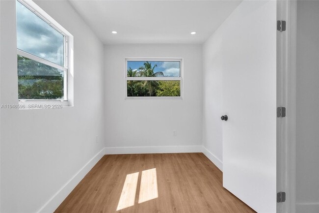 Building Photo - 1046 Jann Ave