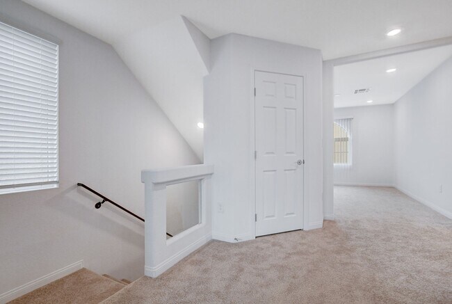 Building Photo - 7821 Tomsburgh Ln
