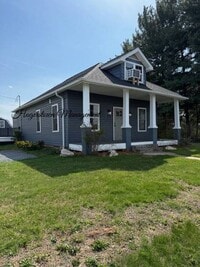 Building Photo - Spectacular 2 BR Single Family Home - Just...