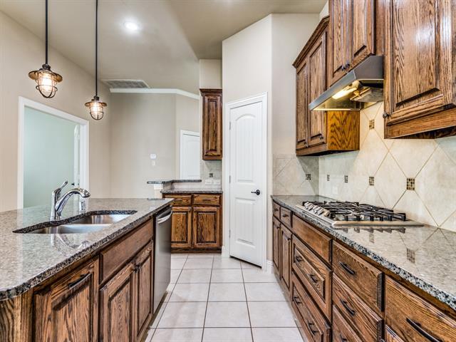 Building Photo - 820 Callcott St