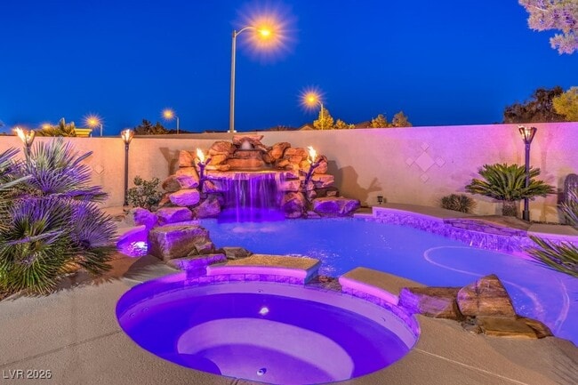 Building Photo - 11072 Pentland Downs St