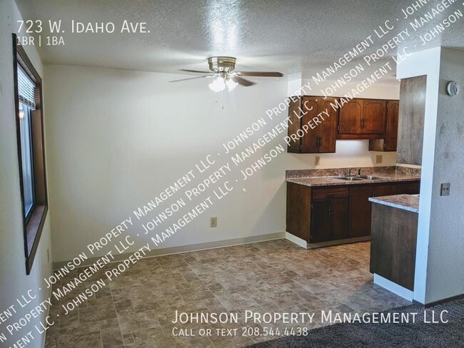 Building Photo - 723 W Idaho Ave