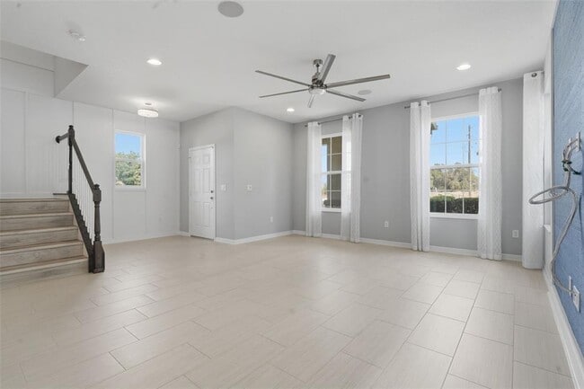 Building Photo - 16029 Tollington Alley