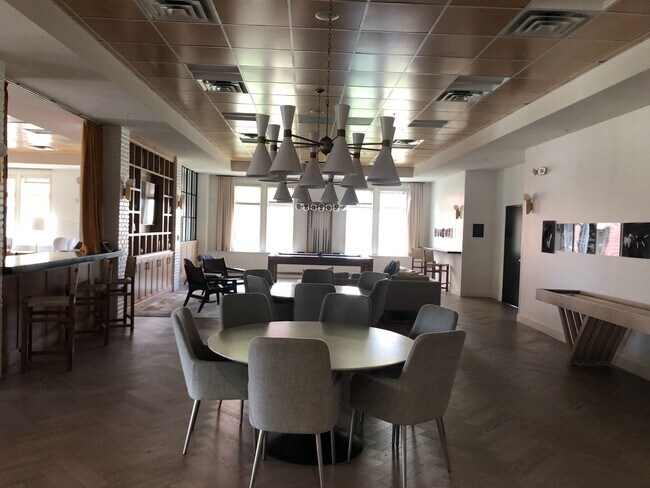 Building Photo - Two Bedroom Condo Available at The Peloton in Boulder
