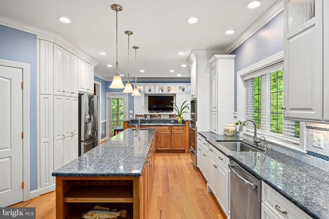 Building Photo - 3689 N Carolina Ave