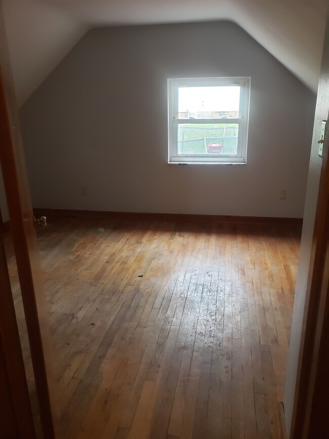 Building Photo - 215 Cheston St