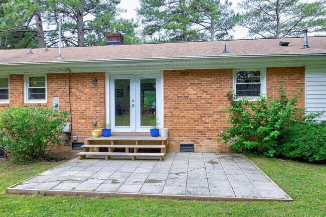 Building Photo - 4824 Stafford Dr