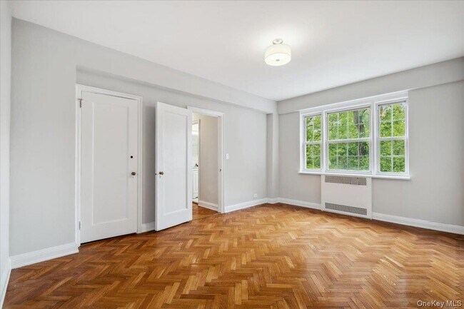 Building Photo - 45 Popham Rd