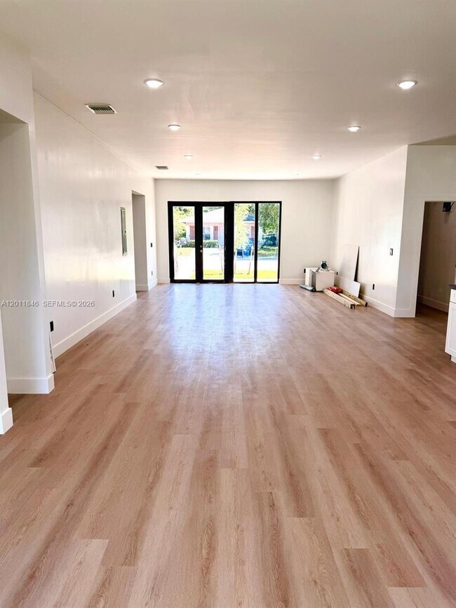 Building Photo - 3371 NW 51st St