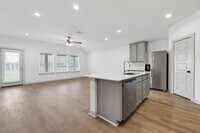 Building Photo - 827 Silver Kettle Dr