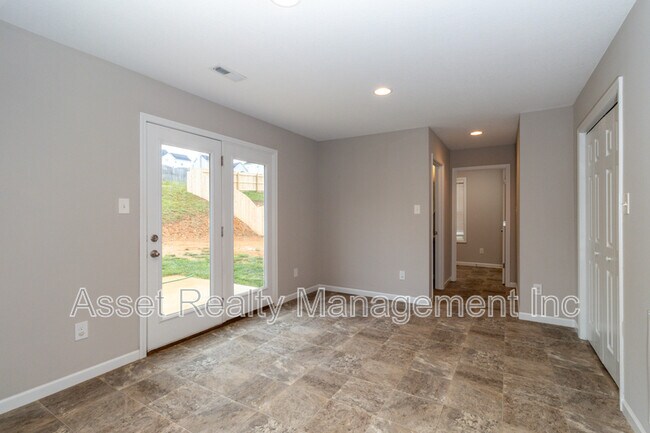 Building Photo - 8205 Zodiac Ln