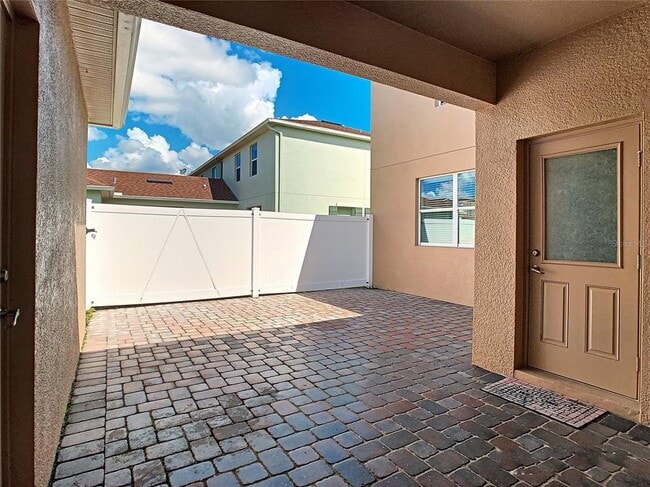 Building Photo - 9126 Savannah Grove Ln