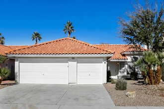 Building Photo - 1330 White Dr
