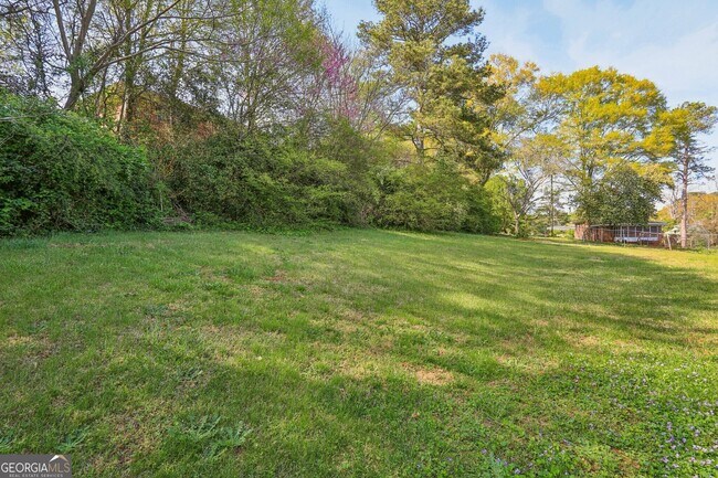 Building Photo - 2519 Miriam Ln