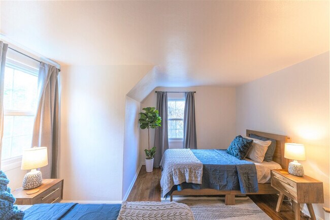 Building Photo - 1322 Jackson Rd