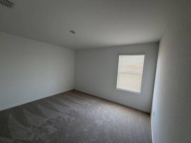 Building Photo - 202 Pleasant Pk Dr