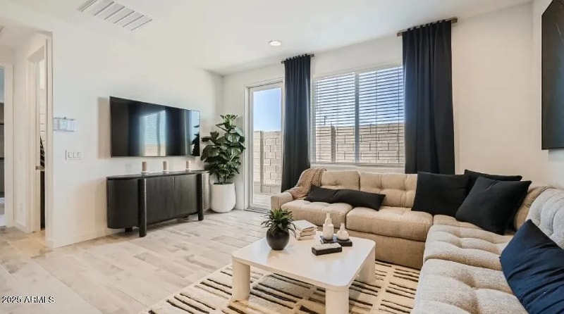 Building Photo - 17361 W Smoketree Dr