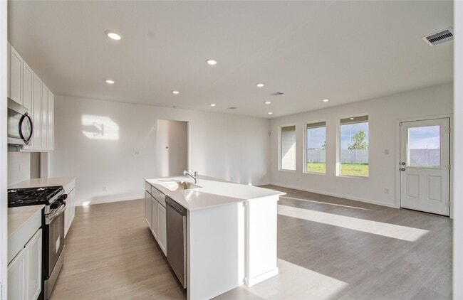 Building Photo - 26503 Foxtail Fern Dr