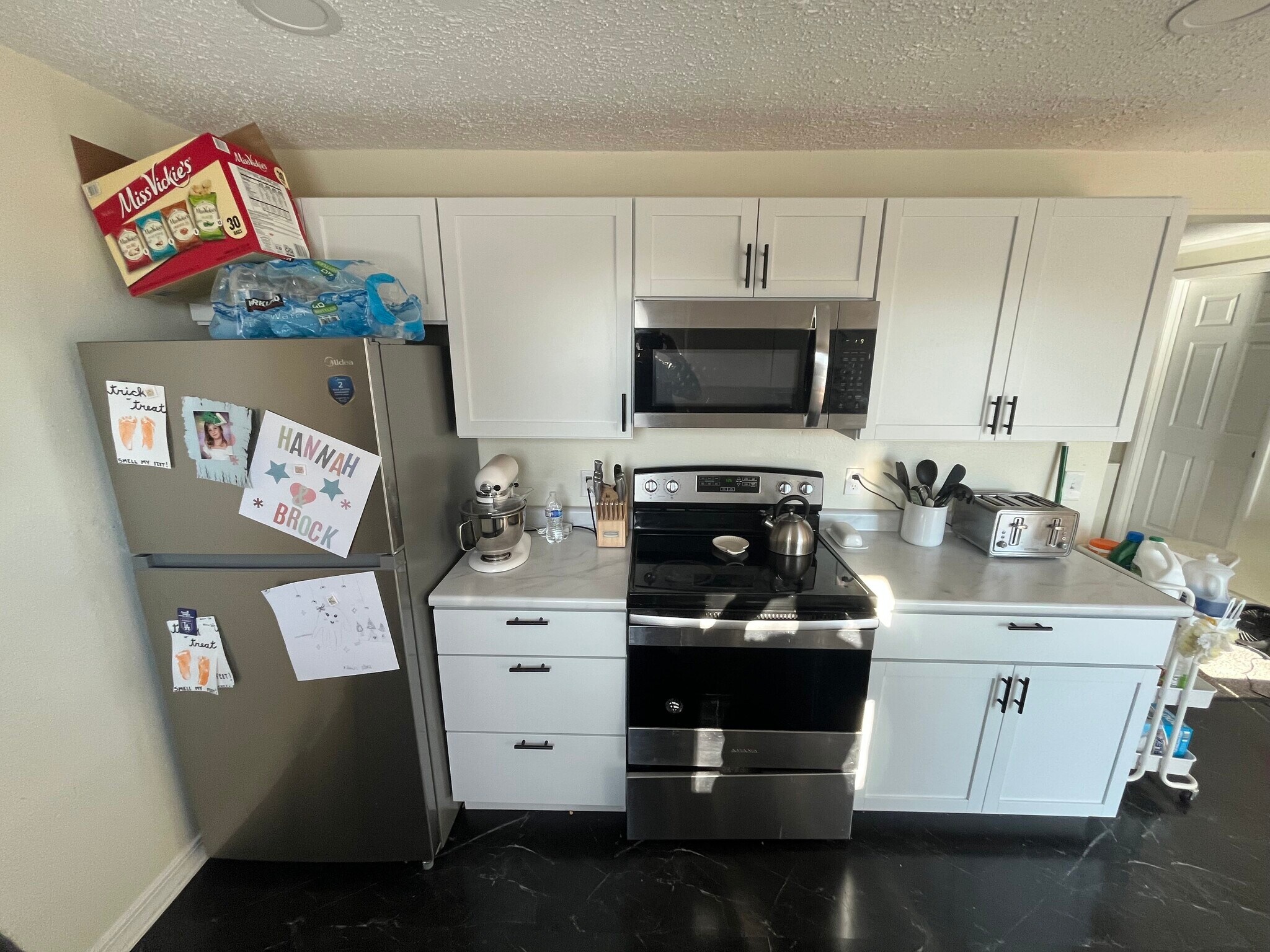 Building Photo - 3523 Valley St