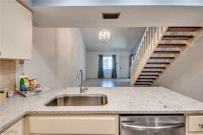 Building Photo - 12920 Sandpoint Ct