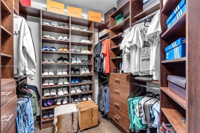 Building Photo - 16184 SW 136 Way