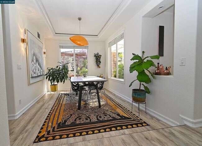 Building Photo - 829 Deer Spring Cir