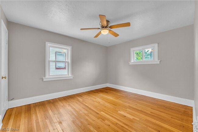 Building Photo - 3407 W 91st St