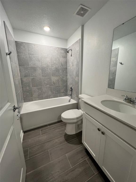 Building Photo - 34000 Sky Blossom Cir