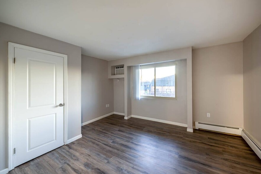 Interior Photo - Kent Apartments