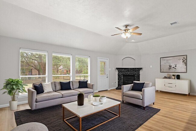 Building Photo - 25910 N Lakefair Dr