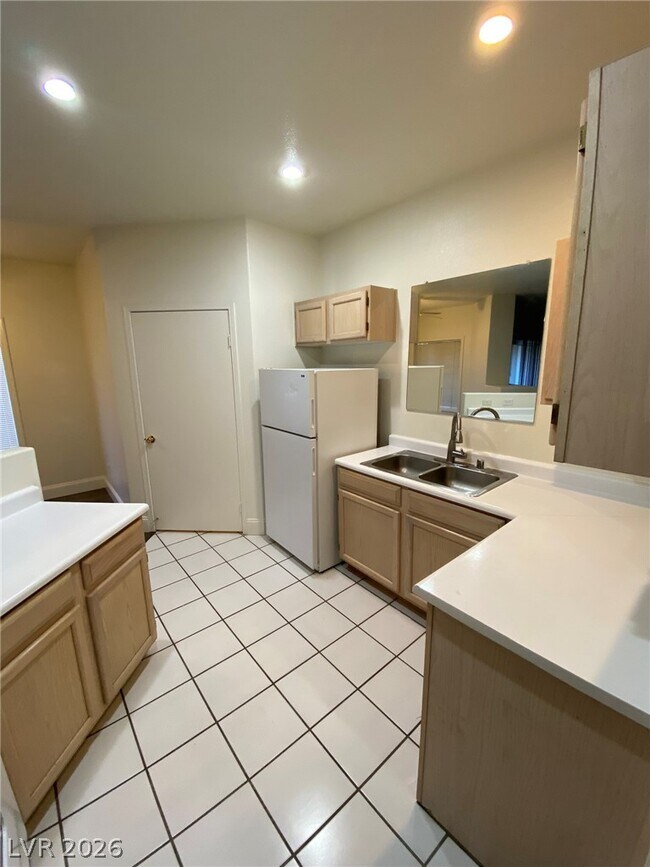 Building Photo - 9000 S Las Vegas Blvd