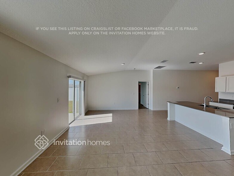 Building Photo - 4060 Tug Hl Ln